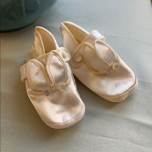 Vintage Mrs. Day’s Ideal Baby Girl Shoes 0 {Ivory/Off-White}